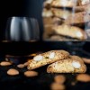 dry biscuits paired with two meditation wines