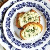 Crostoni con baccalà mantecato