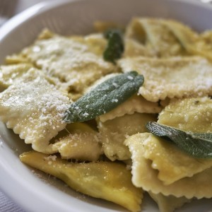 9 Maggio 2025 Un’Opera di Sapori in Dieci Atti: Pasta Ripiena e Vini in Perfetta Armonia- Parco di Montebello - Quattro Castella (RE)
