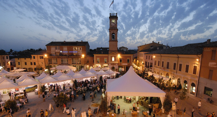 La Festa Artusiana: Un Viaggio nel Cuore della Cucina Italiana Introduzione